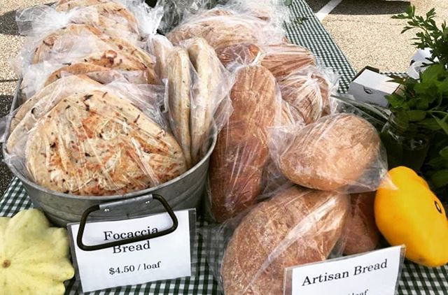 So, if you made it to Poplar Head farmers market last week, did you try any of our fresh baked breads? If you missed it, we'll be baking our little hearts out on Friday. Come early Saturday if you want the focaccia (Italian herb flatbread) - it goes fast!
